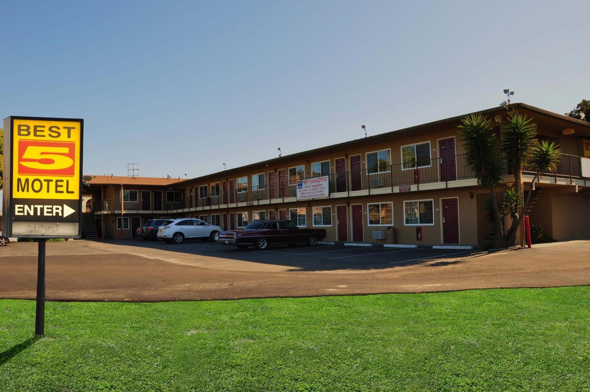 Best 5 Motel Salinas Luaran gambar