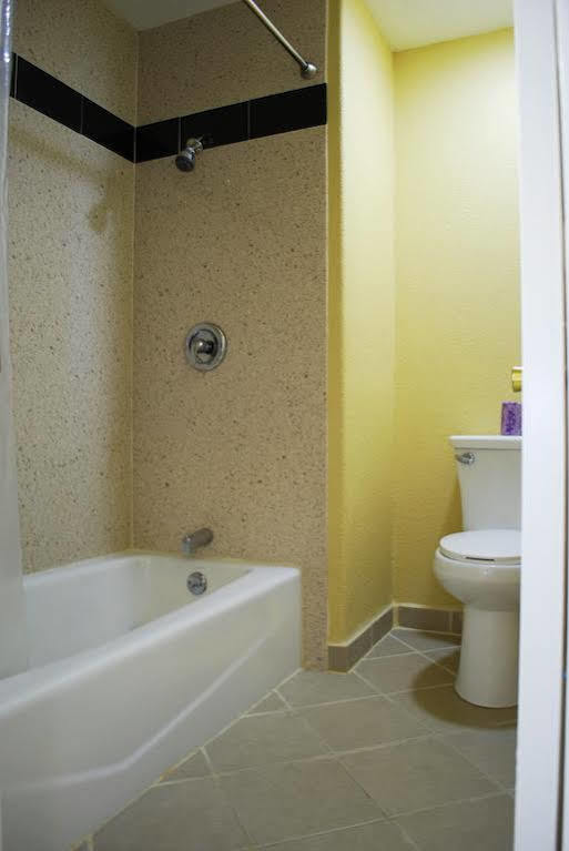 Best 5 Motel Salinas Luaran gambar