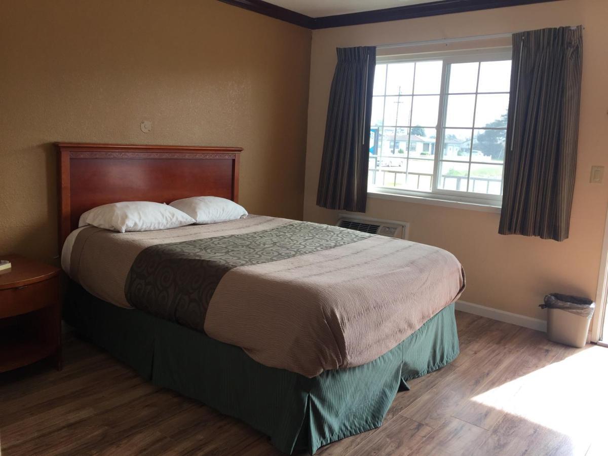 Best 5 Motel Salinas Luaran gambar